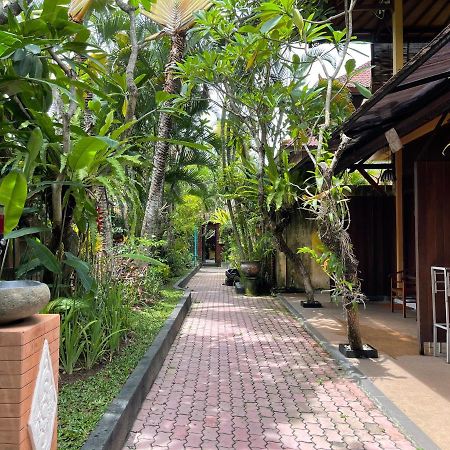 De Puspa Residence Seminyak Exterior foto
